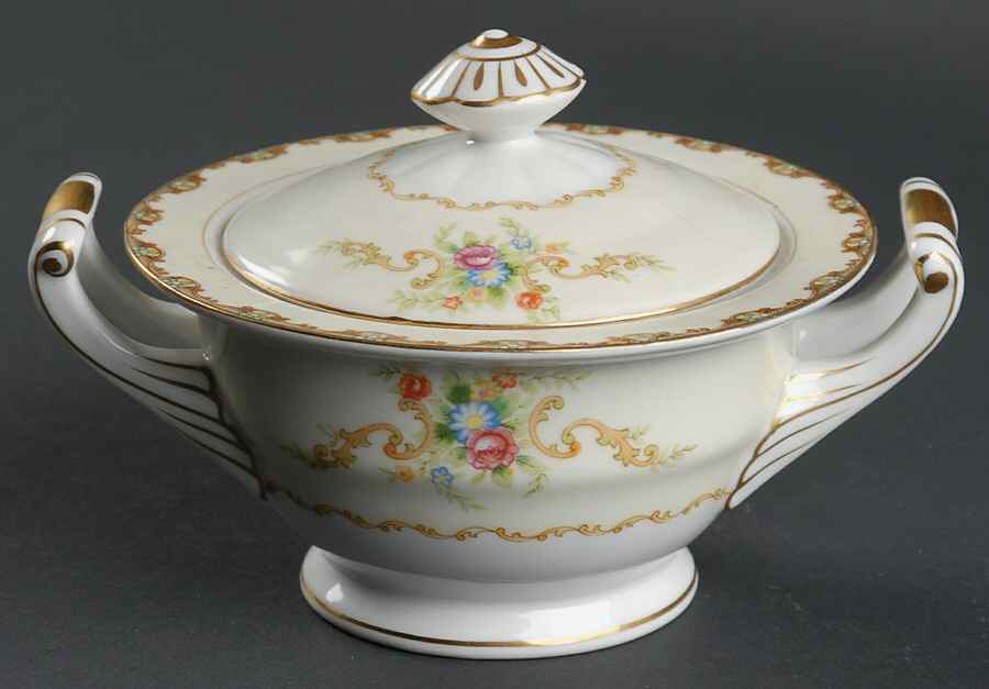 Regal Sugar Bowl & Lid by Aladdin-1