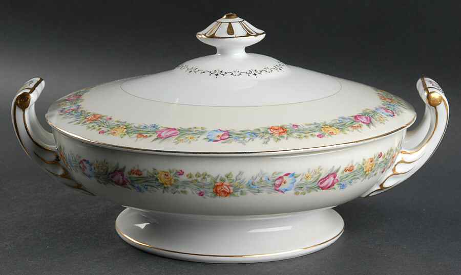 Stafford Round Covered Vegetable by Aladdin-1