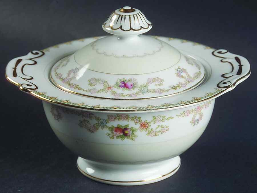 Sussex Sugar Bowl & Lid by Aladdin-1