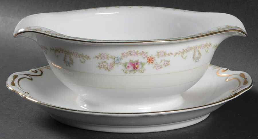 Sussex Gravy Boat with Attached Underplate by Aladdin-1