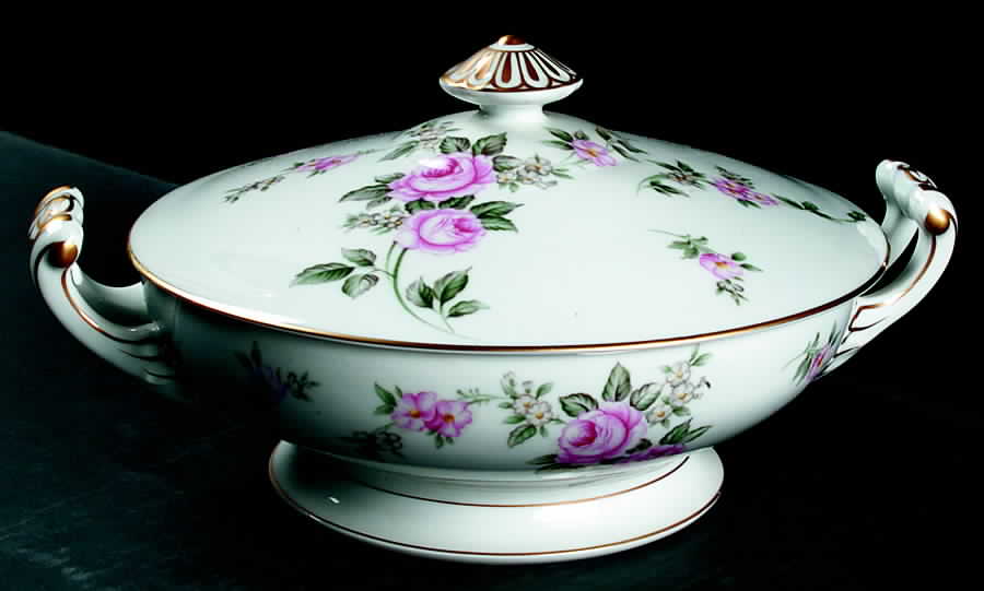 Wild Rose Round Covered Vegetable by Albion-Japan-1