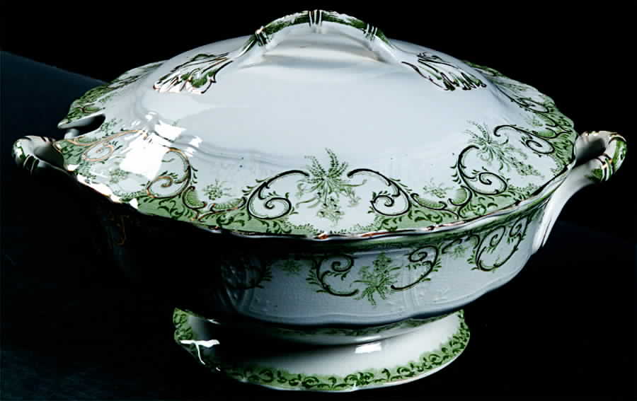 Alma Tureen &  Lid by Henry Alcock-1