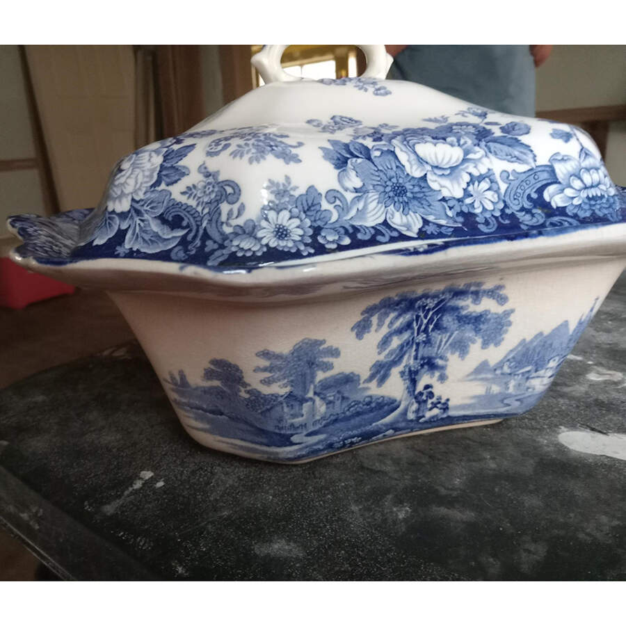 Kenilworth Tureen &  Lid by Allerton's-1