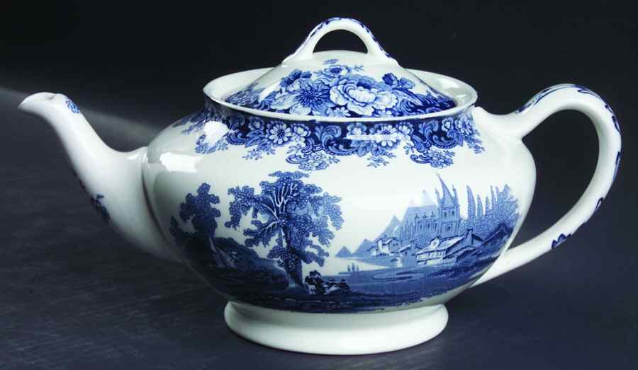 Kenilworth Teapot & Lid by Allerton's-1