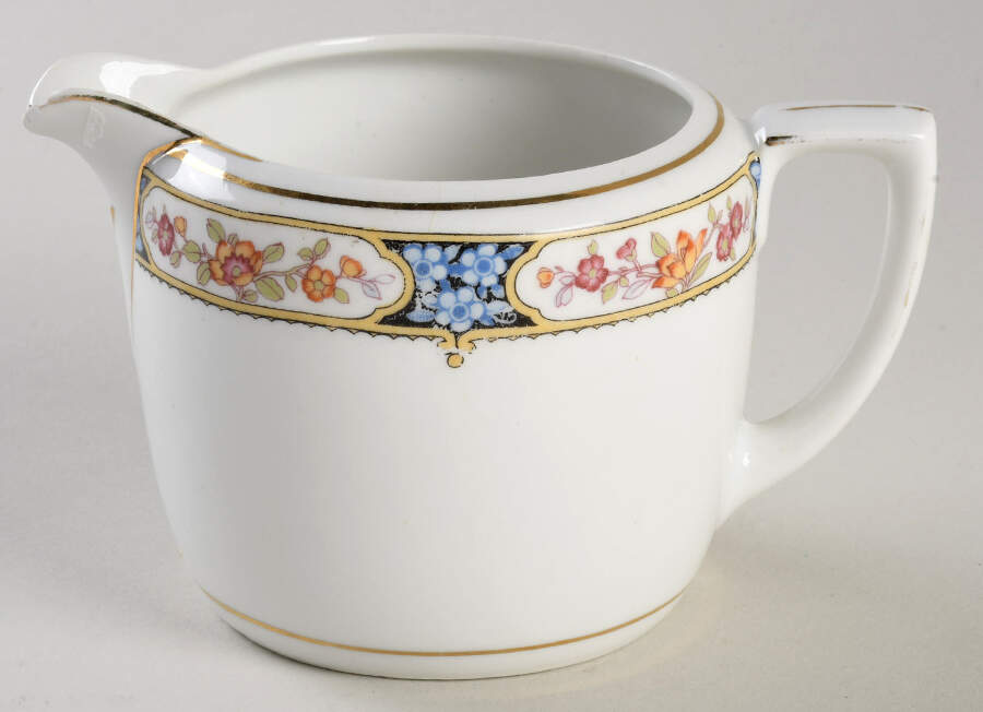 ALT108 Creamer by Altrohlau-1