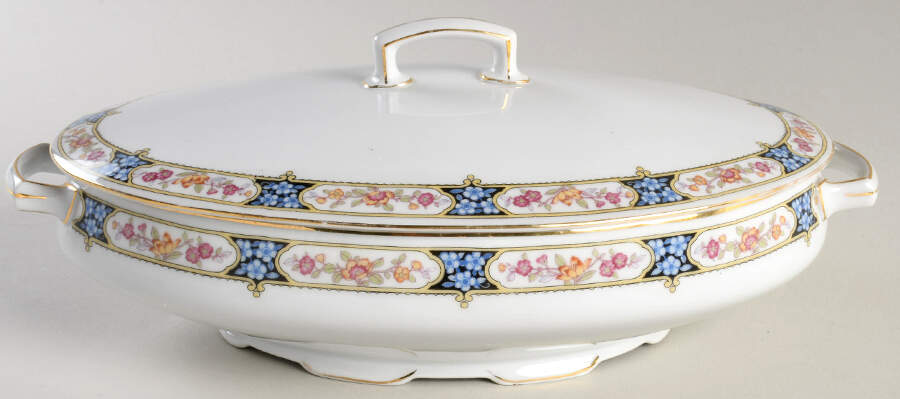ALT108 Oval Covered Vegetable by Altrohlau-1