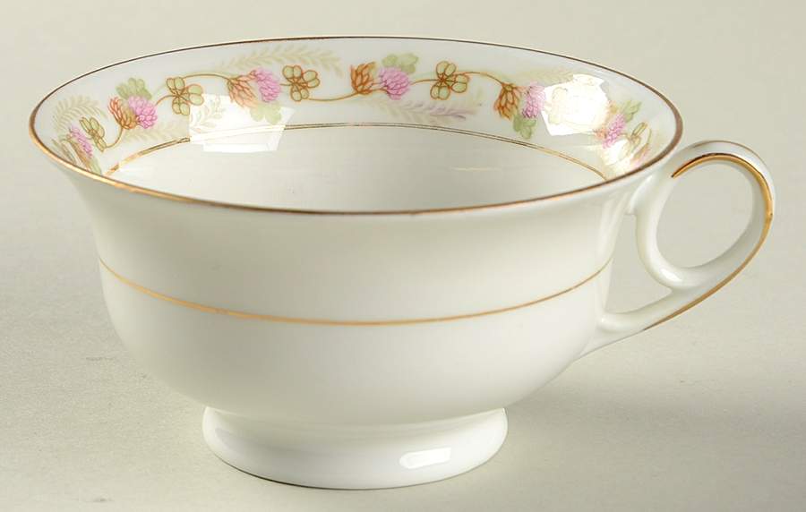 6826 Footed Cup by Altrohlau-1