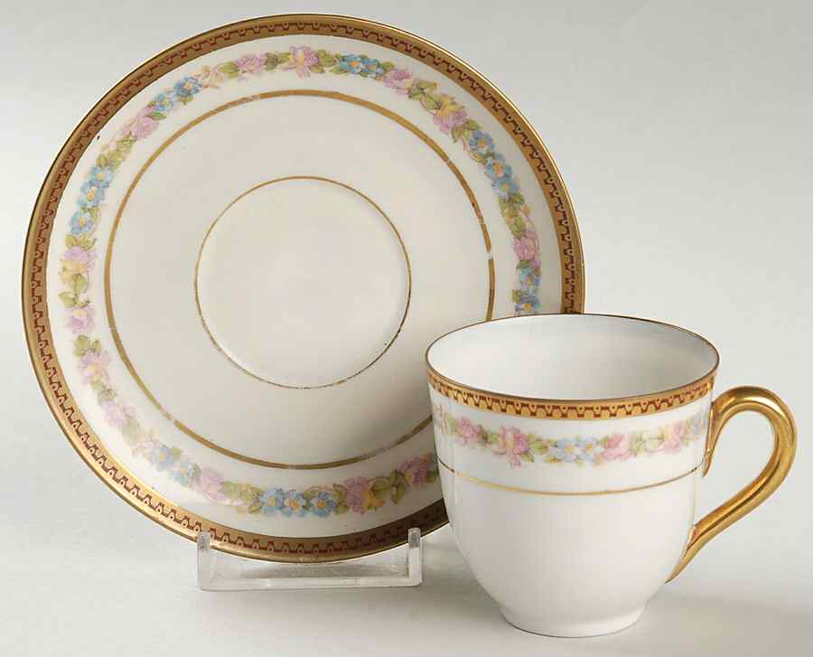 5544 Flat Demitasse Cup & Saucer Set by Altrohlau-1