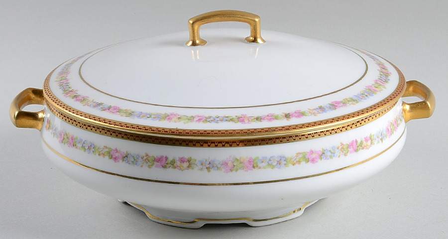 5544 Round Covered Vegetable by Altrohlau-1