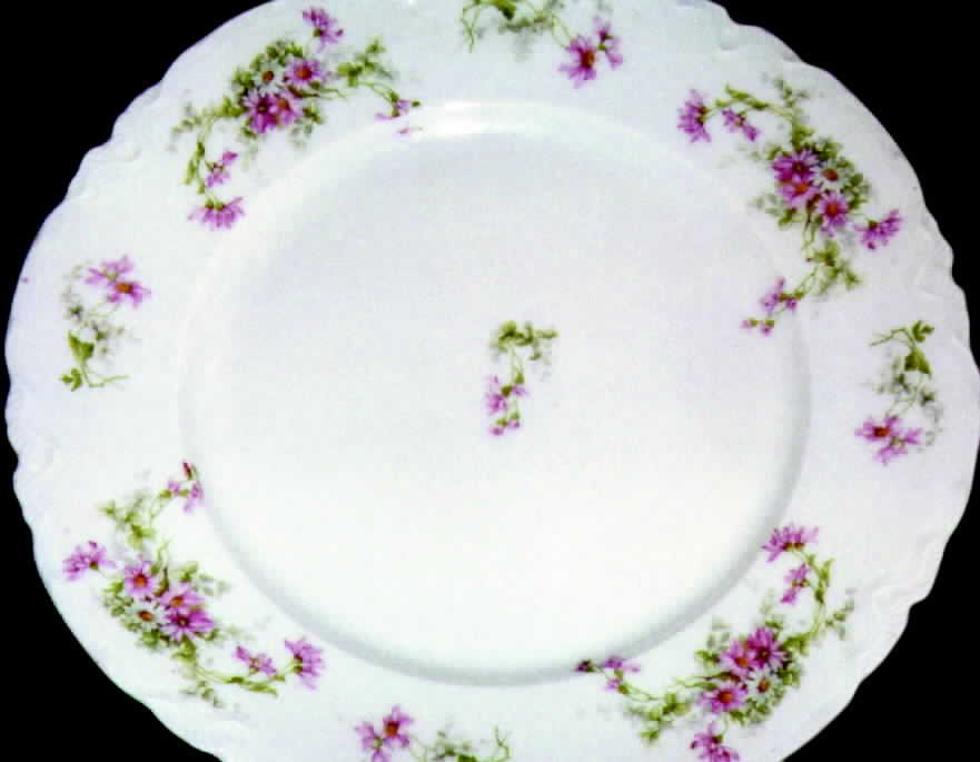 ALT42 Dinner Plate by Altrohlau-1