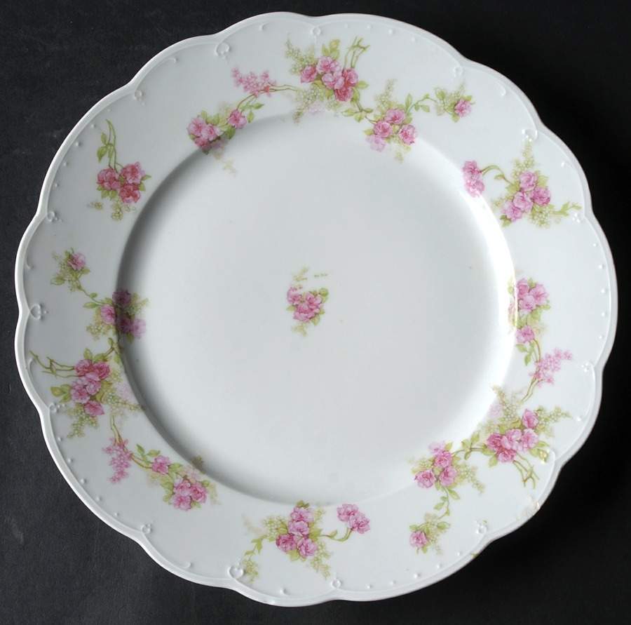ALT46 Dinner Plate by Altrohlau-1