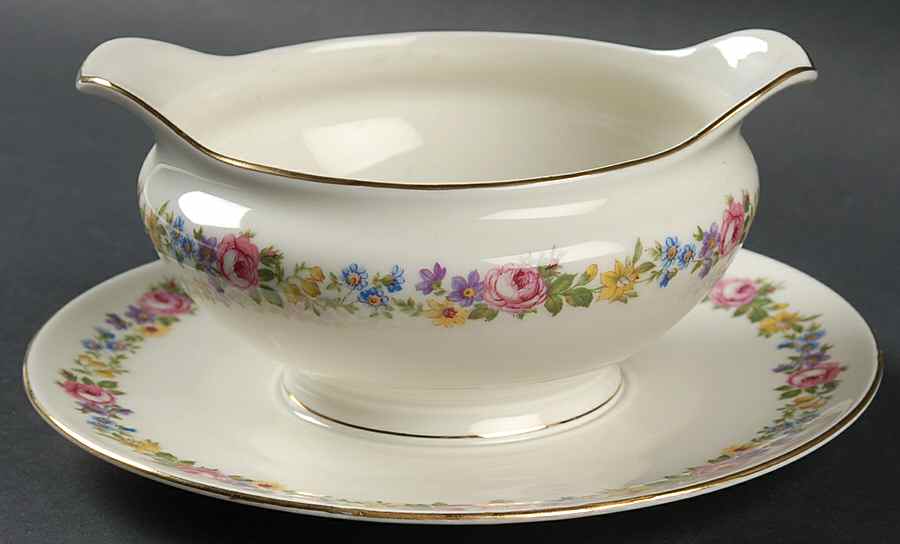 ALT70 Gravy Boat with Attached Underplate by Altrohlau-1