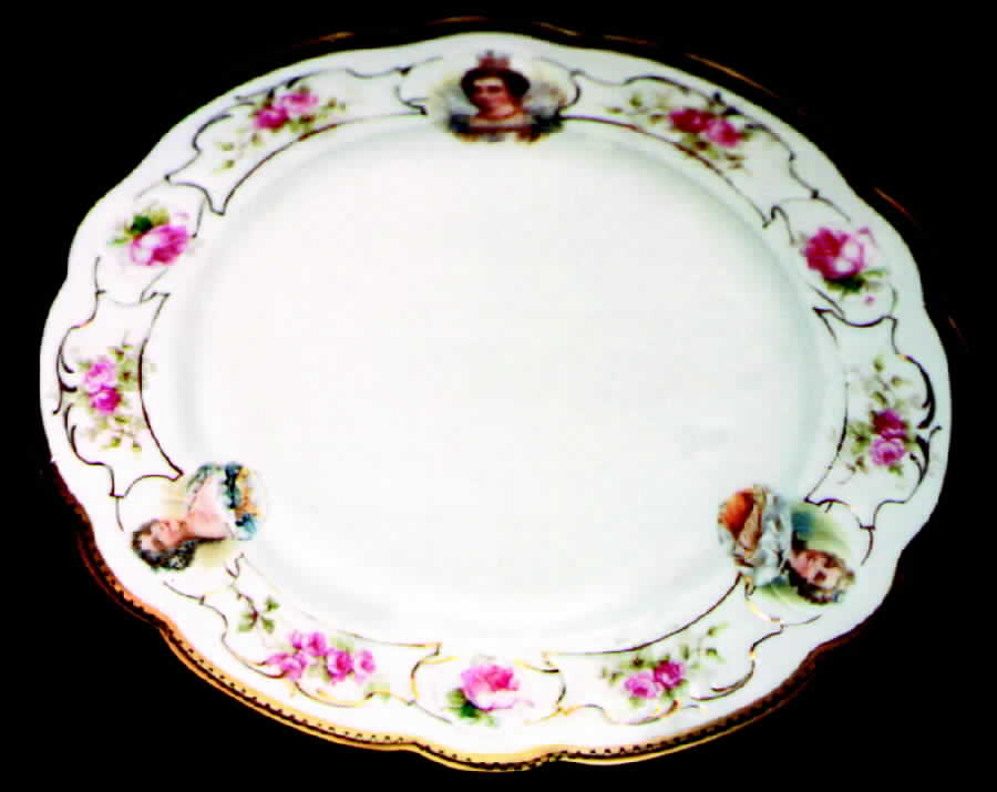 ALT90 Dinner Plate by Altrohlau-1