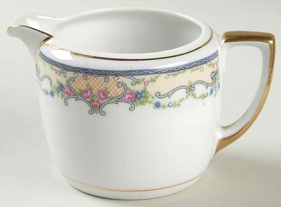 Arabesque Creamer by Altrohlau-1
