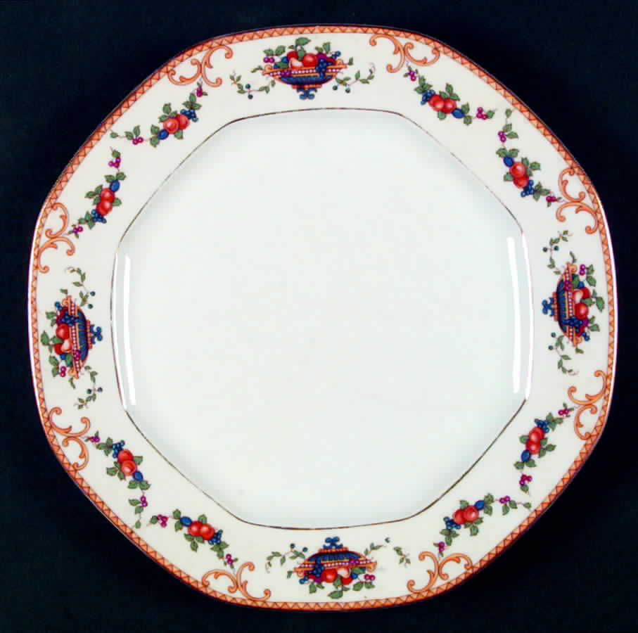 Belle Helene Dinner Plate by Altrohlau-1