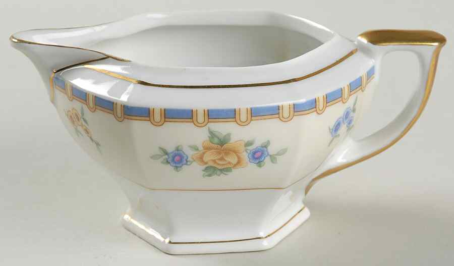 Berkshire Creamer by Altrohlau-1