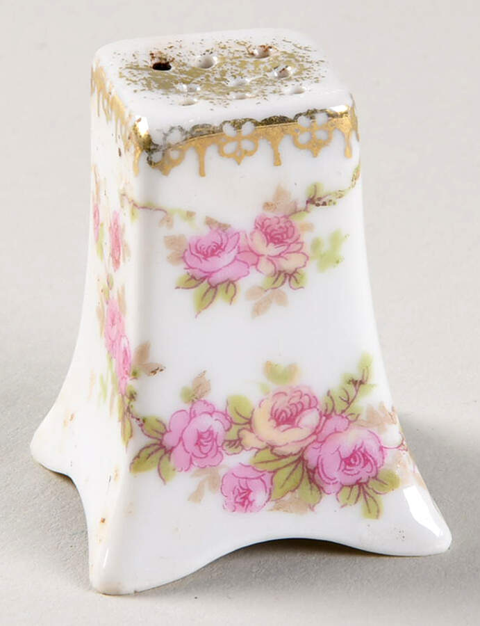 Bridal Rose (Scalloped, Gold Edge) Individual Salt Shaker by Altrohlau-1