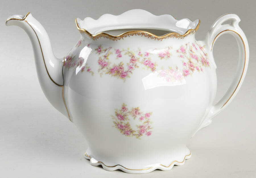 Bridal Rose (Scalloped, Gold Edge) Teapot No Lid by Altrohlau-1