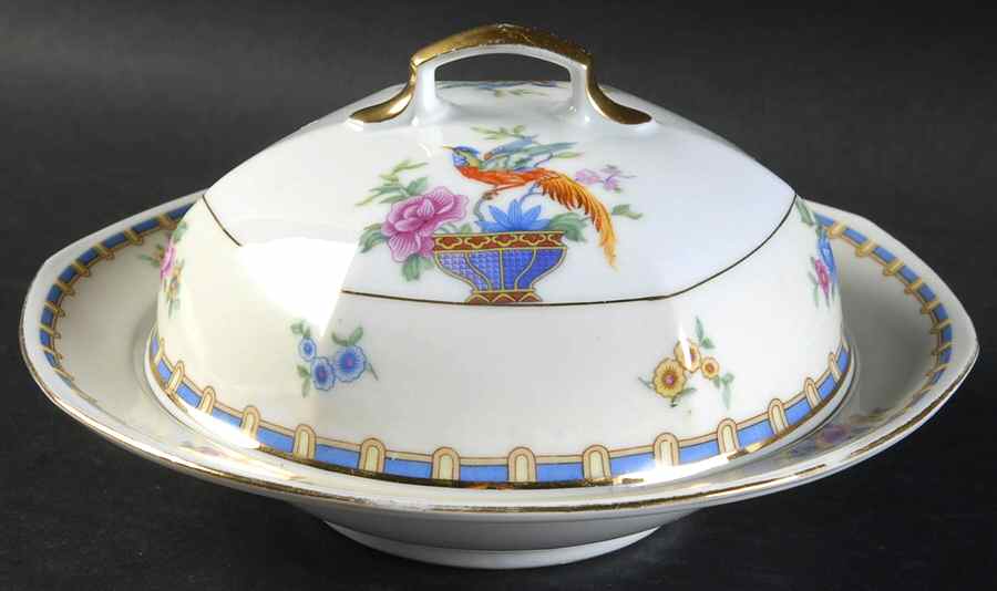 Cellini Round Covered Butter with Strainer by Altrohlau-1