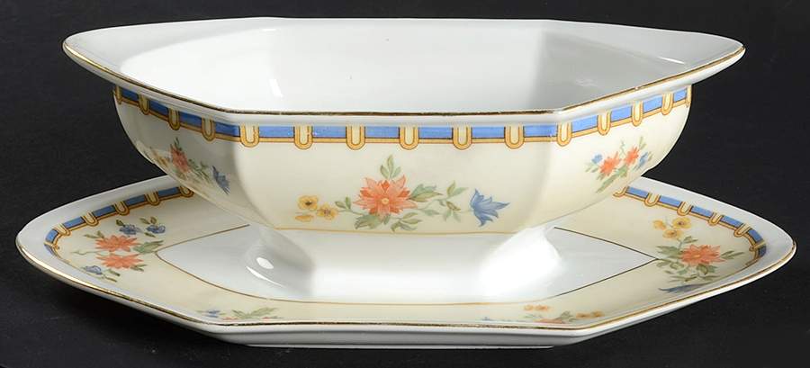 Eden Gravy Boat with Attached Underplate by Altrohlau-1