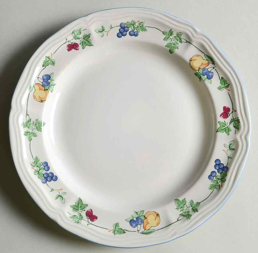 Nanci Salad Plate by AMG-1