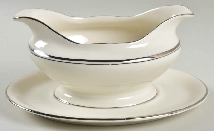 Everlasting Gravy Boat with Attached Underplate by American Manor-1