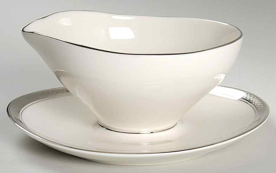 Finale Platinum Gravy Boat with Attached Underplate by American Manor-1