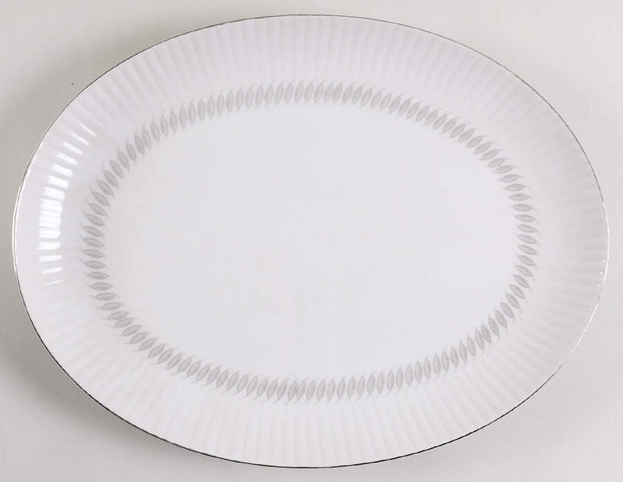Coronation 14" Oval Serving Platter by American Queen-1