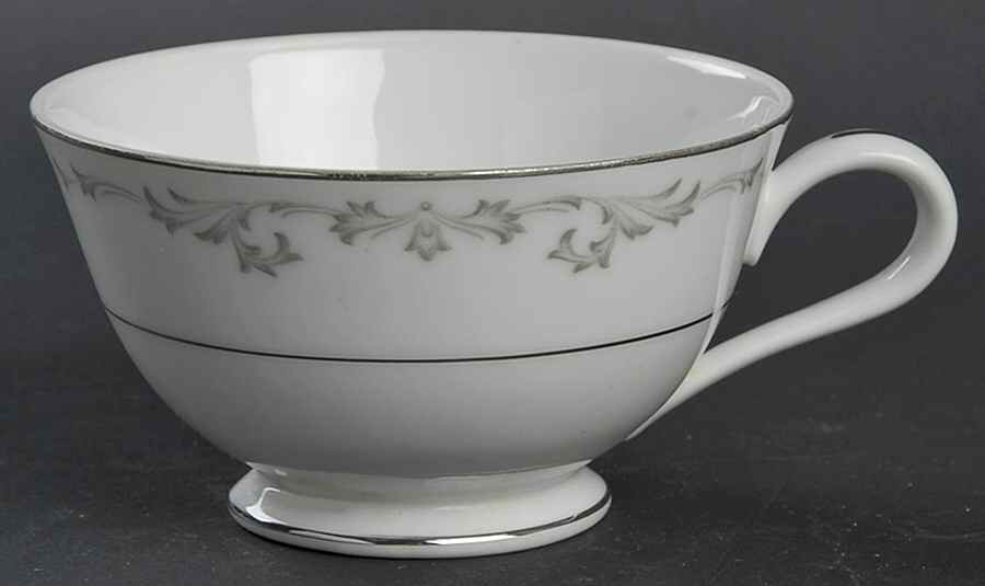 Monaco Footed Cup by American Queen-1