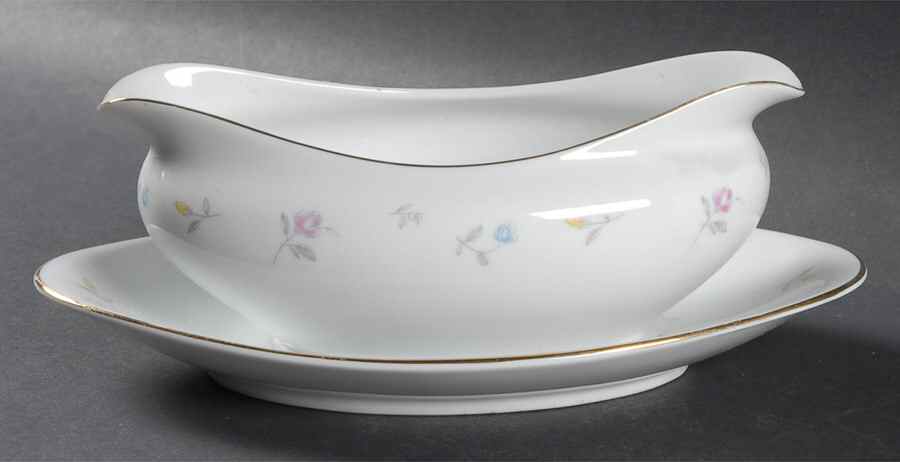 Annette Gravy Boat with Attached Underplate by Amcrest-1