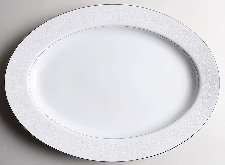 Pembrooke 16" Oval Serving Platter by Amcrest-1
