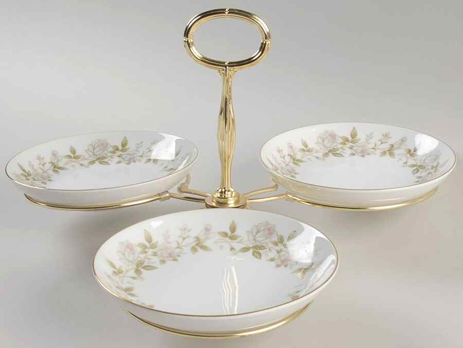 Rose Wreath 7" x 12" 3-Part Relish & Metal Stand (FR) HC by Amcrest-1