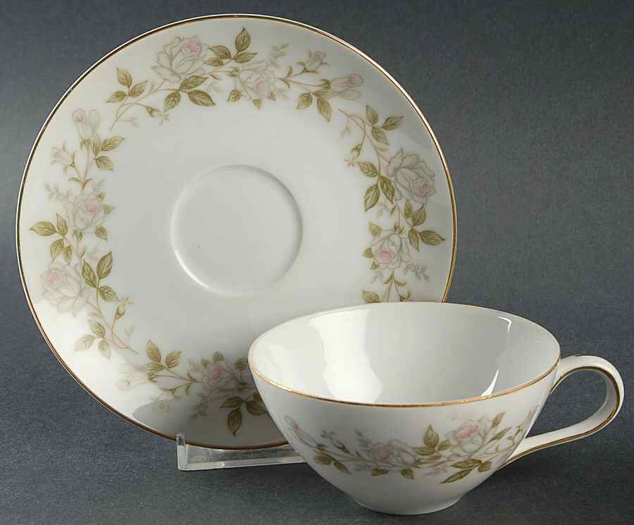 Rose Wreath Flat Cup & Saucer Set by Amcrest-1