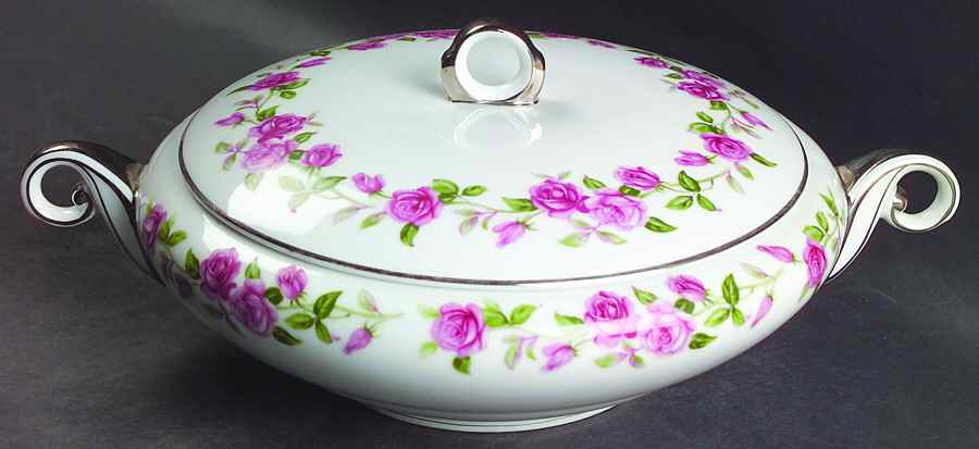Rambler Round Covered Vegetable by Ancestral - Am Hostess-1