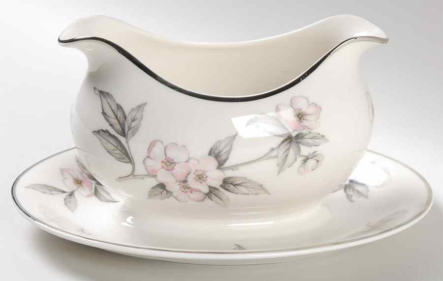 Spring Glory Gravy Boat with Attached Underplate by Ancestral - Am Hostess-1