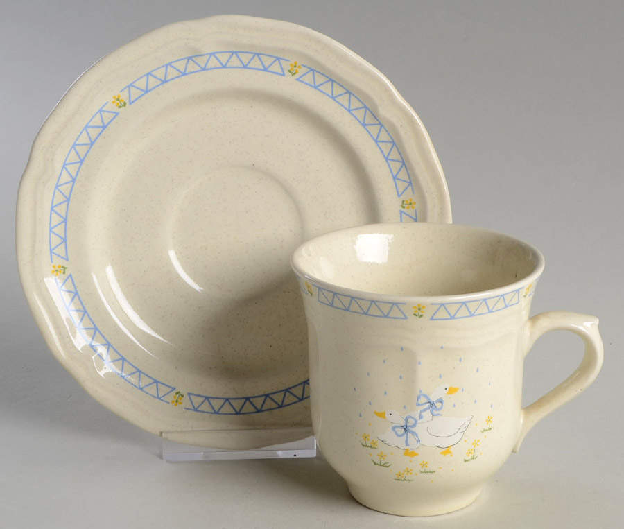 Farm Country Flat Cup & Saucer Set by Anchor Hocking-1