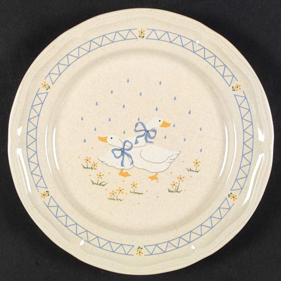 Farm Country Dinner Plate by Anchor Hocking-1