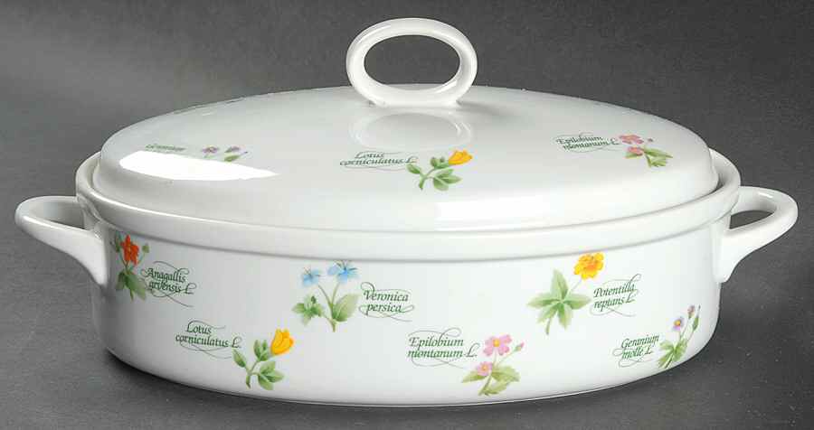 Floret 2 Quart Oval Covered Casserole by Anchor Hocking-1