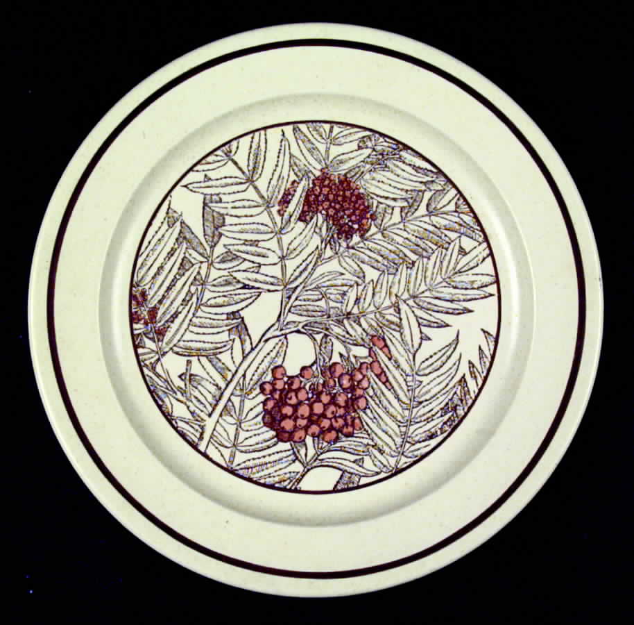 Mountain Ash Dinner Plate by Anchor Hocking-1