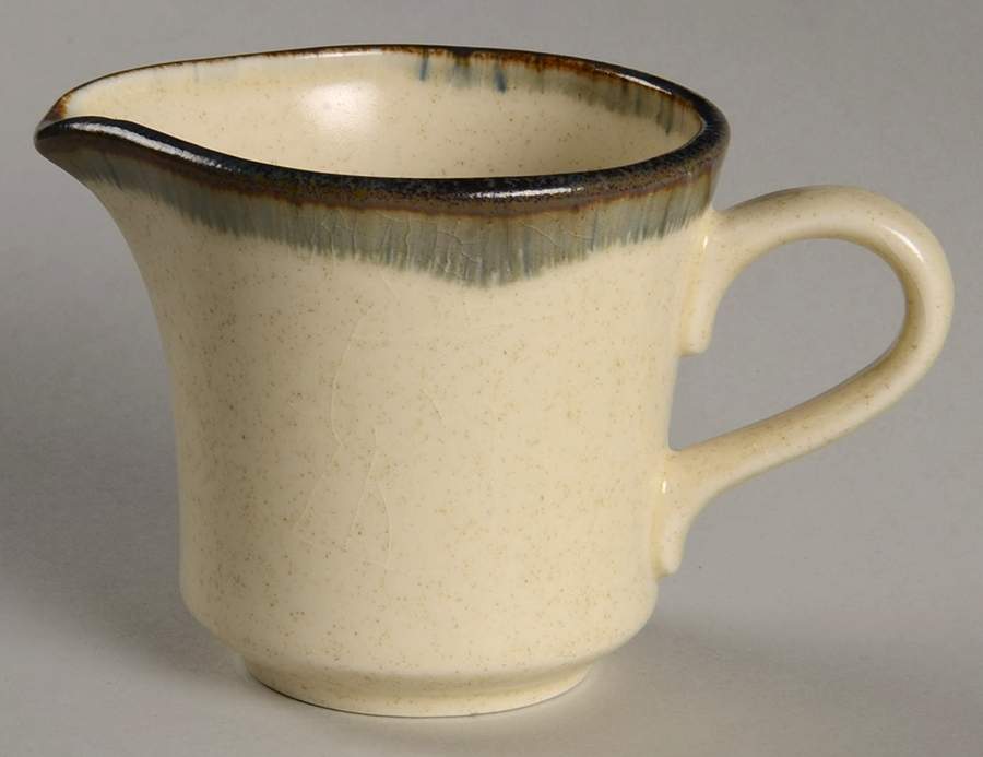 Peppercorn Creamer by Anchor Hocking-1