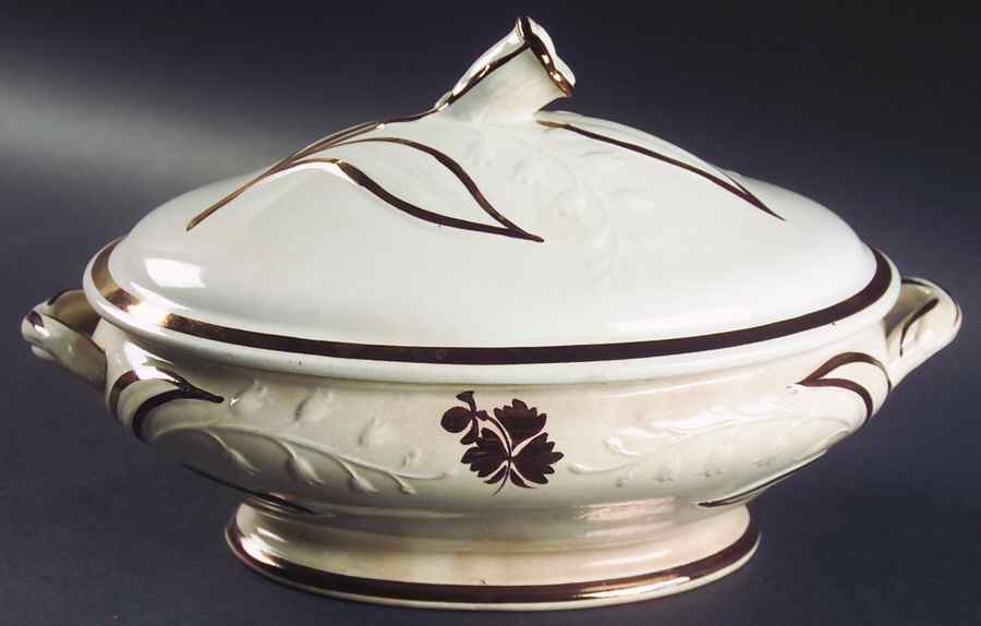 Tea Leaf (Embossed Lily Rim) Oval Covered Vegetable by Anthony Shaw-1