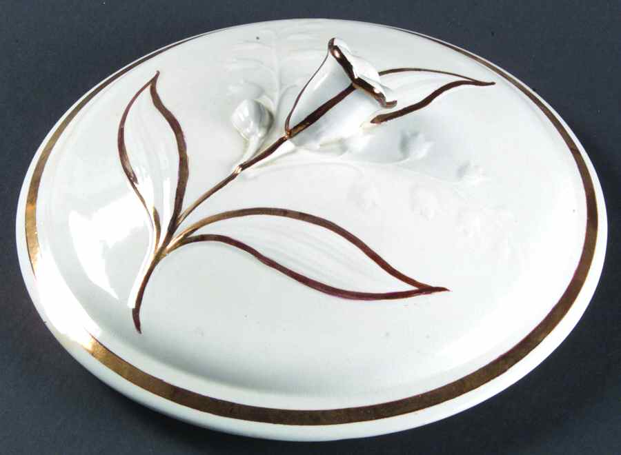 Tea Leaf (Embossed Lily Rim) Oval Vegetable No Lid by Anthony Shaw-1