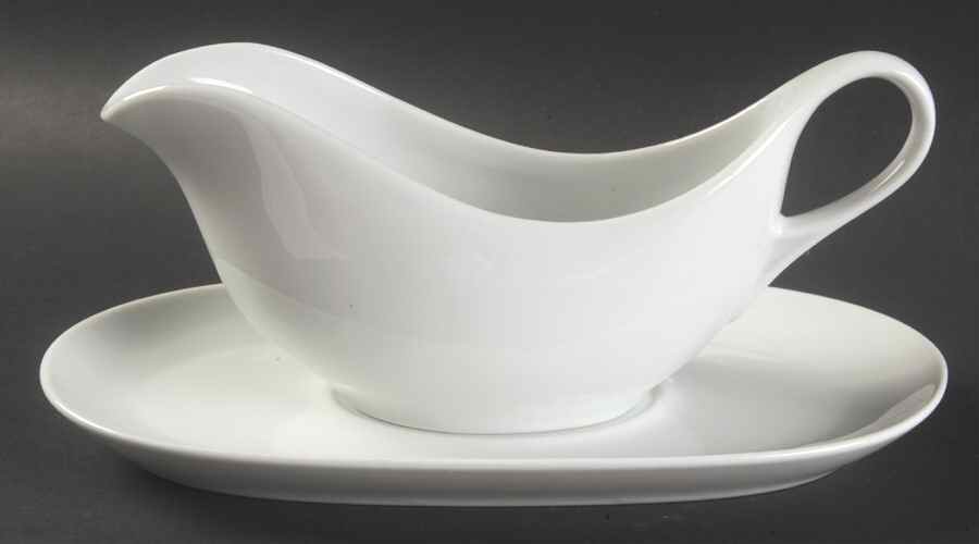 Opera Gravy Boat & Underplate by Apilco-1