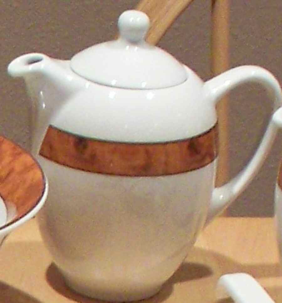 Junon Coffee Pot & Lid by Apilco-1