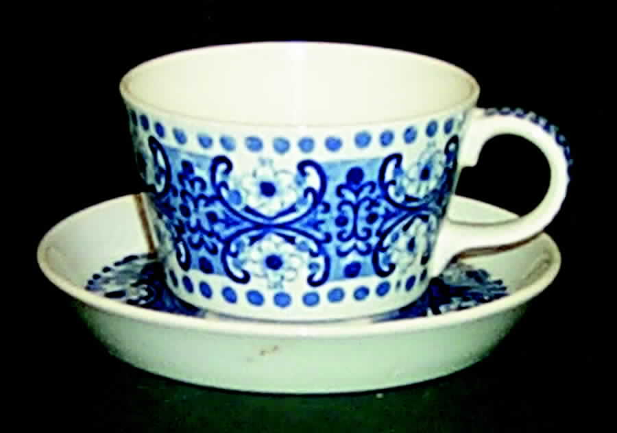 Ali Blue Flat Cup & Saucer Set by Arabia of Finland-1