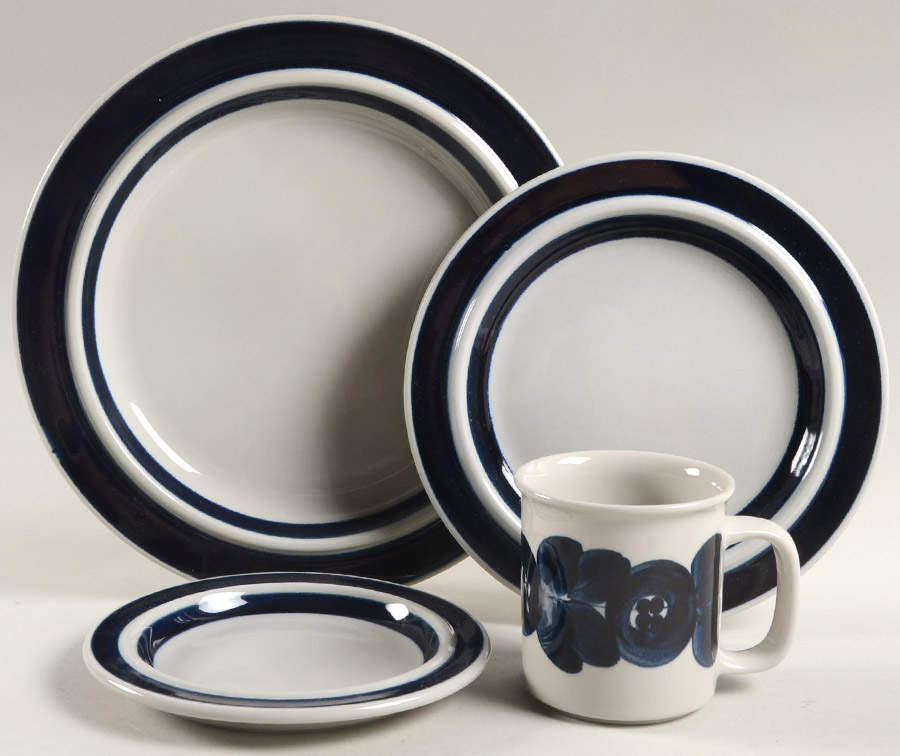 Anemone Blue 4 Piece Place Setting by Arabia of Finland-1