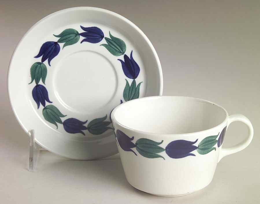 Birca Flat Cup & Saucer Set by Arabia of Finland-1
