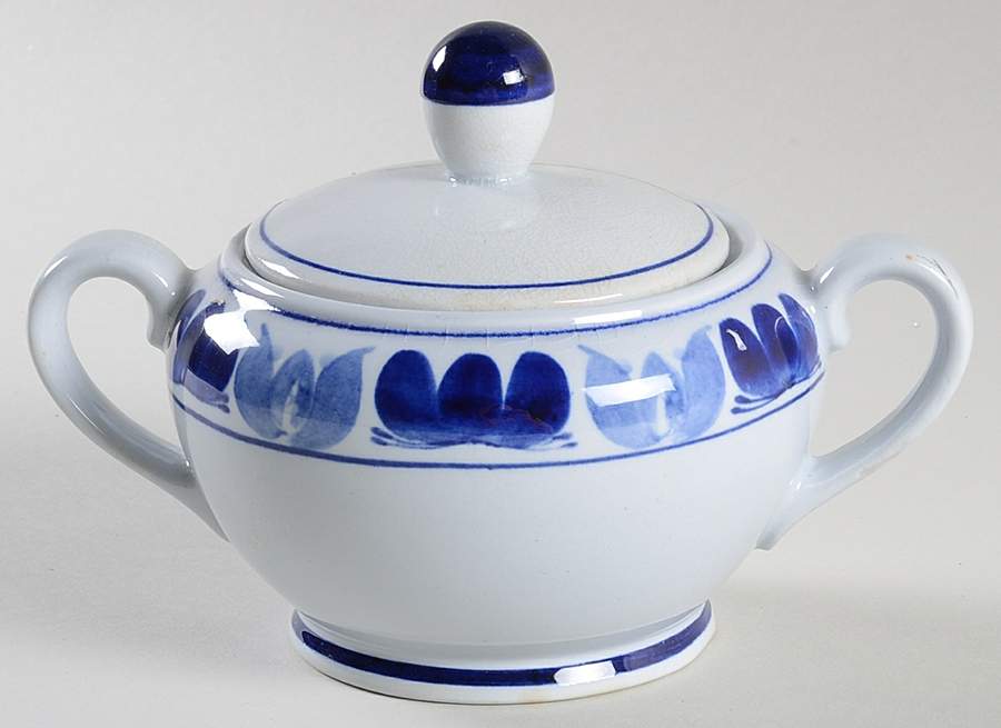 Blue Laurel Sugar Bowl & Lid by Arabia of Finland-1