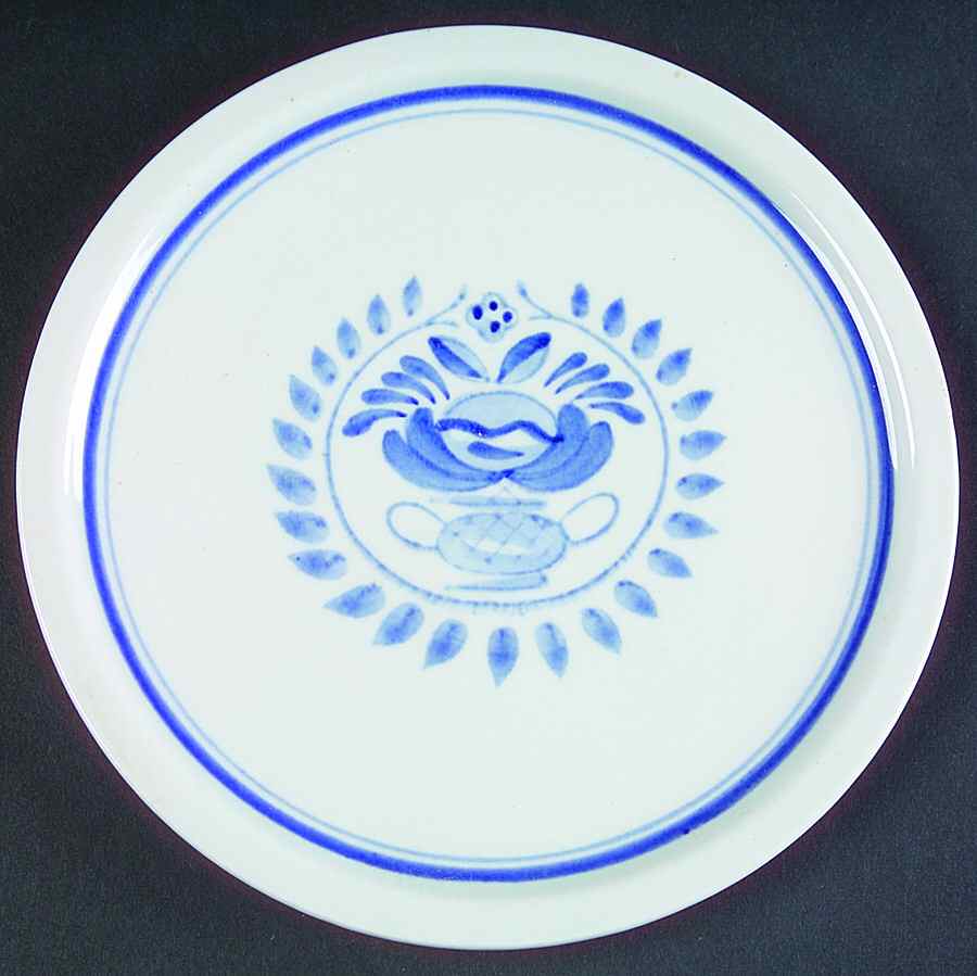 Blue Rose Trivet by Arabia of Finland-1