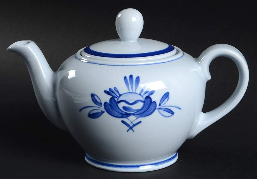 Blue Rose Mini Teapot & Lid by Arabia of Finland-1